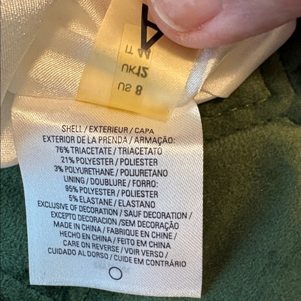 Elie Tahari taupe skirt like new Size 8 - Picture 8 of 12